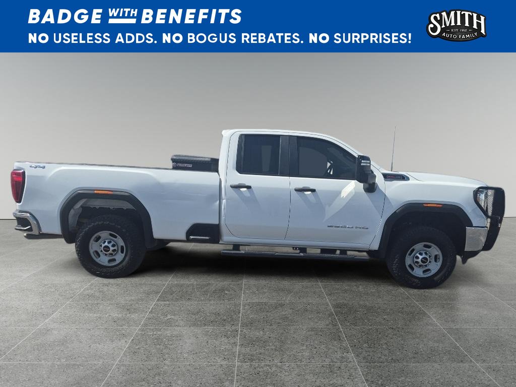Used 2022 GMC Sierra 2500 Pro w/ Convenience Package AWD/4WD image 3