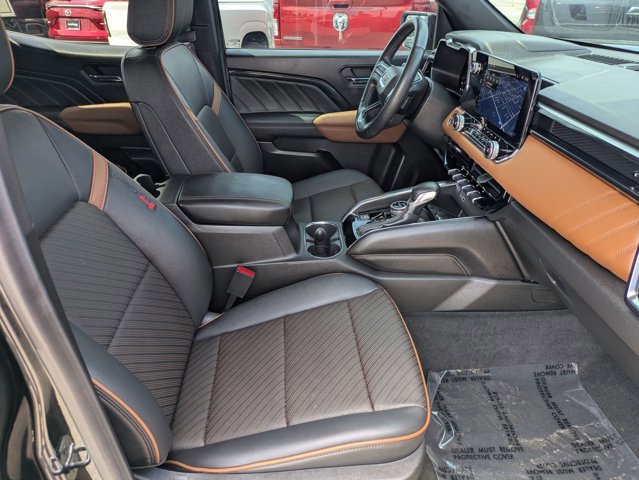 Used 2024 GMC Canyon AT4 w/ AT4 Premium Package image 21