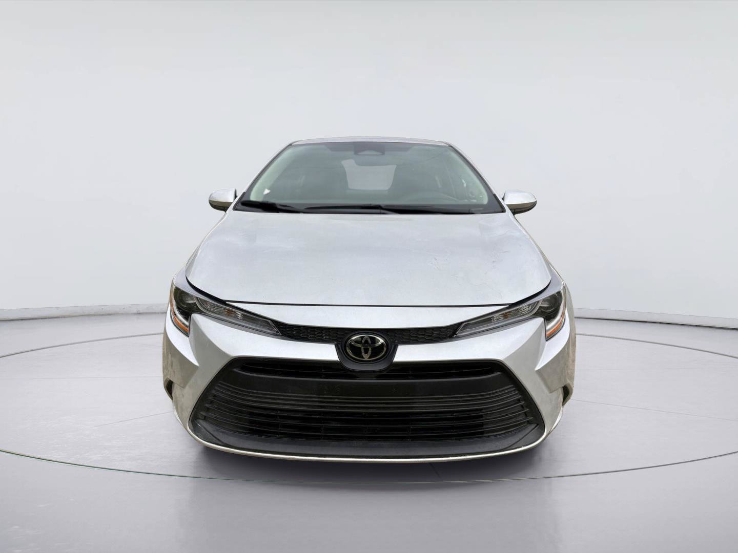 Used 2025 Toyota Corolla LE FWD image 6
