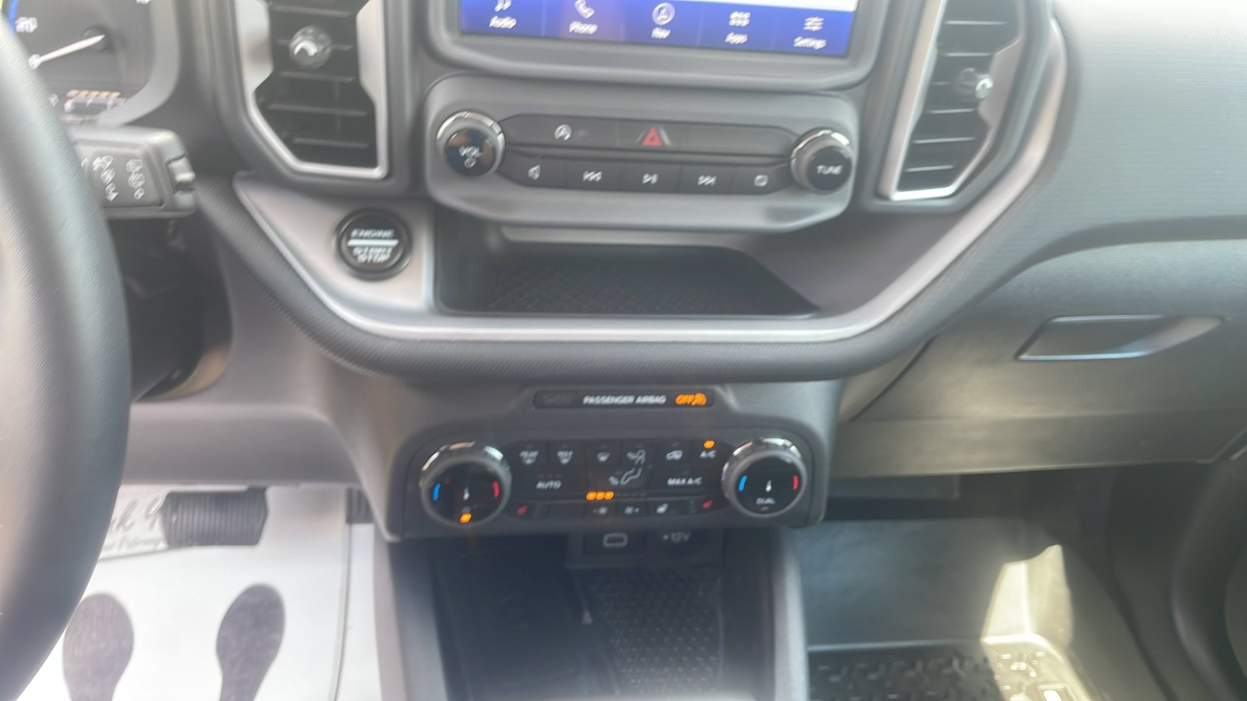 Certified 2024 Ford Bronco Sport Outer Banks w/ Tech Package AWD/4WD image 21