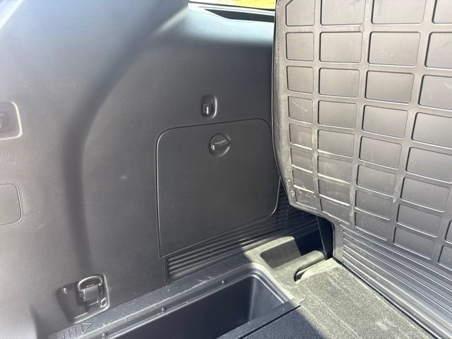 Certified 2023 Ford Explorer XLT w/ Equipment Group 202A AWD/4WD image 49