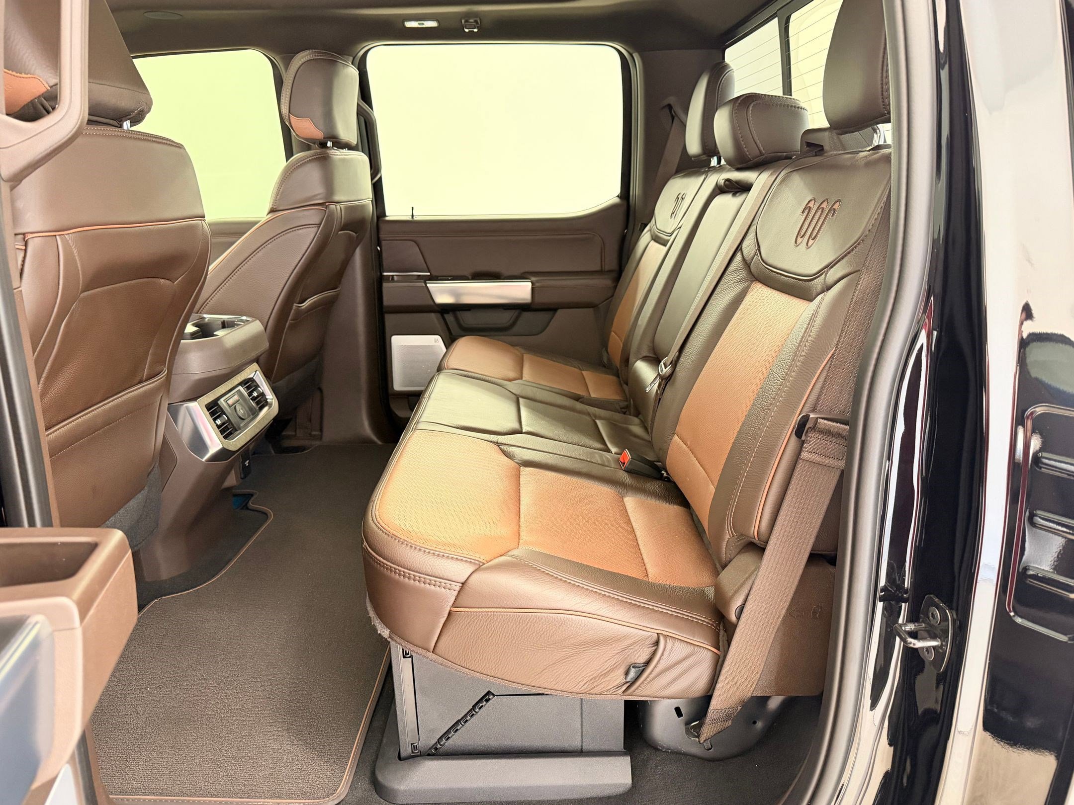 Certified 2025 Ford F350 King Ranch image 15