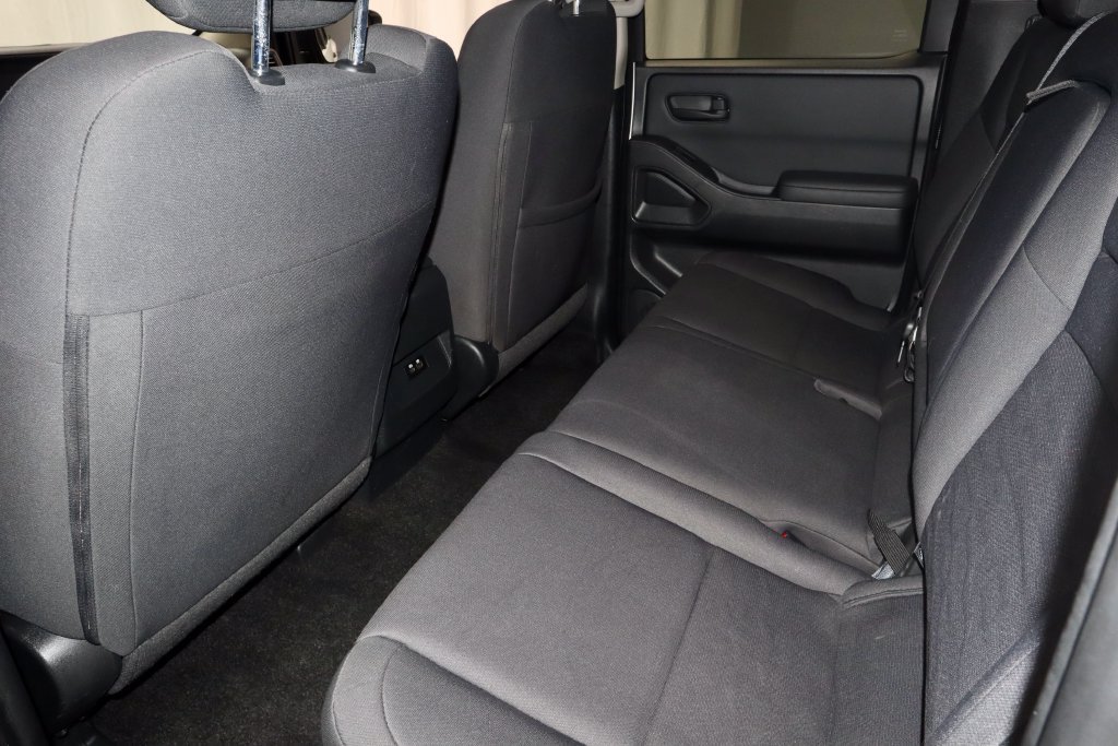Used 2022 Nissan Frontier S w/ Technology Package RWD image 20