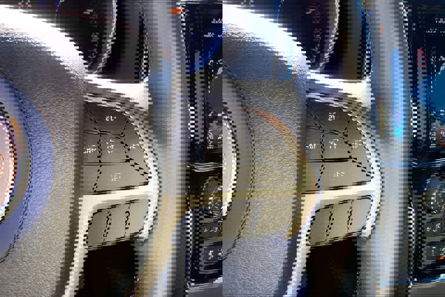 Used 2022 Jeep Grand Cherokee Laredo E w/ Security & Convenience Group image 22