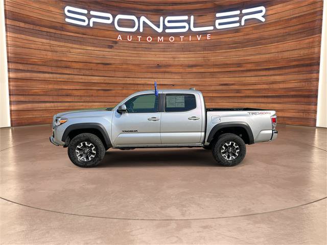Used 2023 Toyota Tacoma TRD Off-Road AWD/4WD image 3