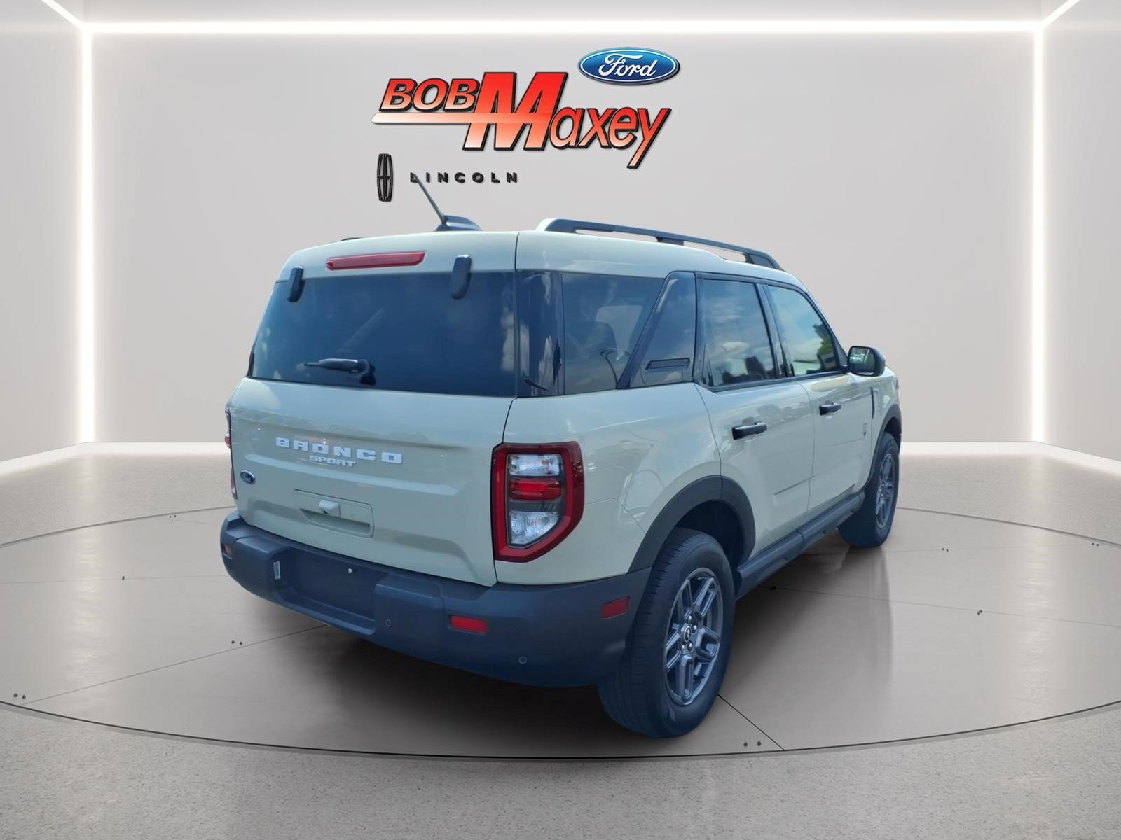 Certified 2025 Ford Bronco Sport Big Bend AWD/4WD image 4