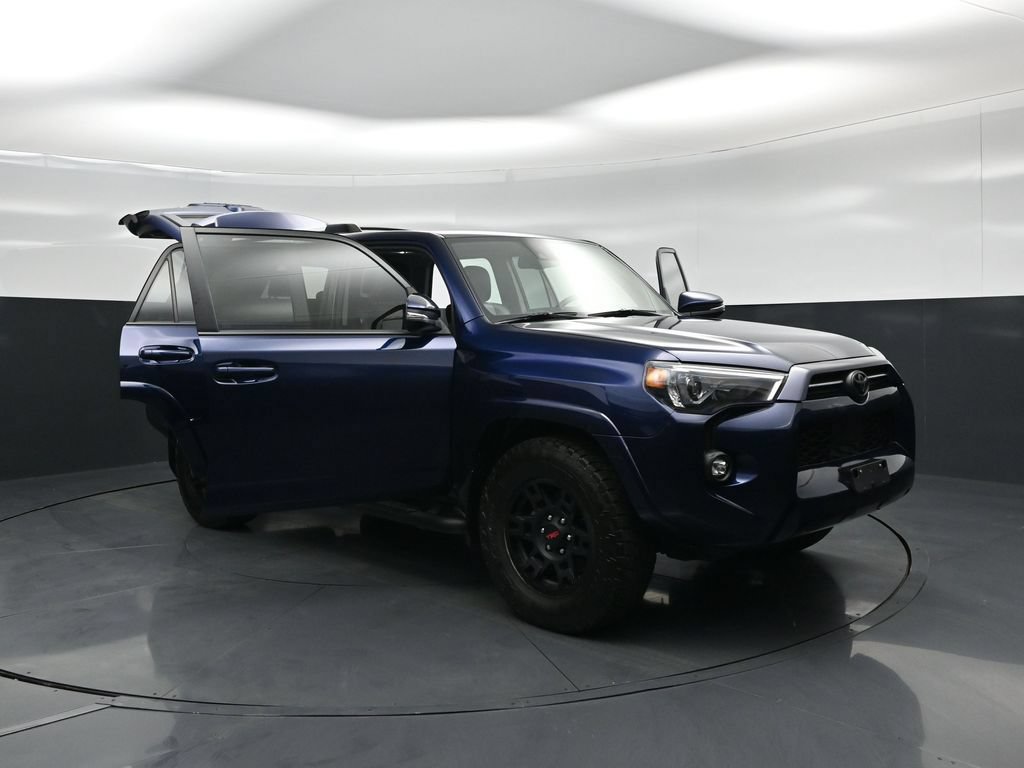 Used 2023 Toyota 4Runner SR5 Premium w/ Moonroof Package RWD image 34