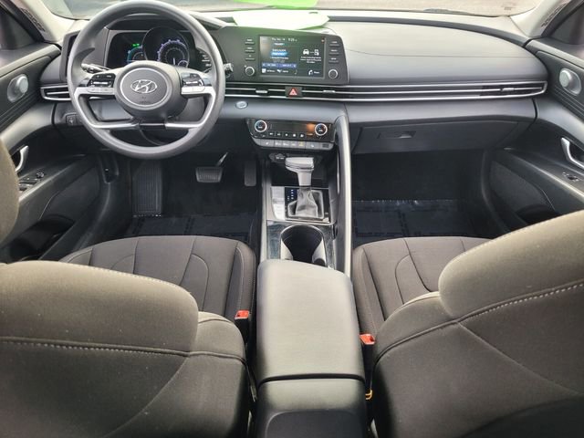 Used 2023 Hyundai Elantra Blue image 15