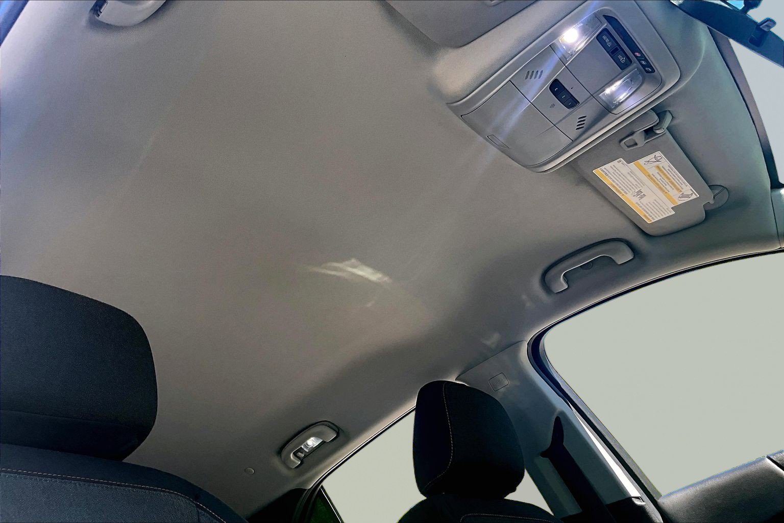 Used 2019 Chevrolet Equinox LT FWD image 17
