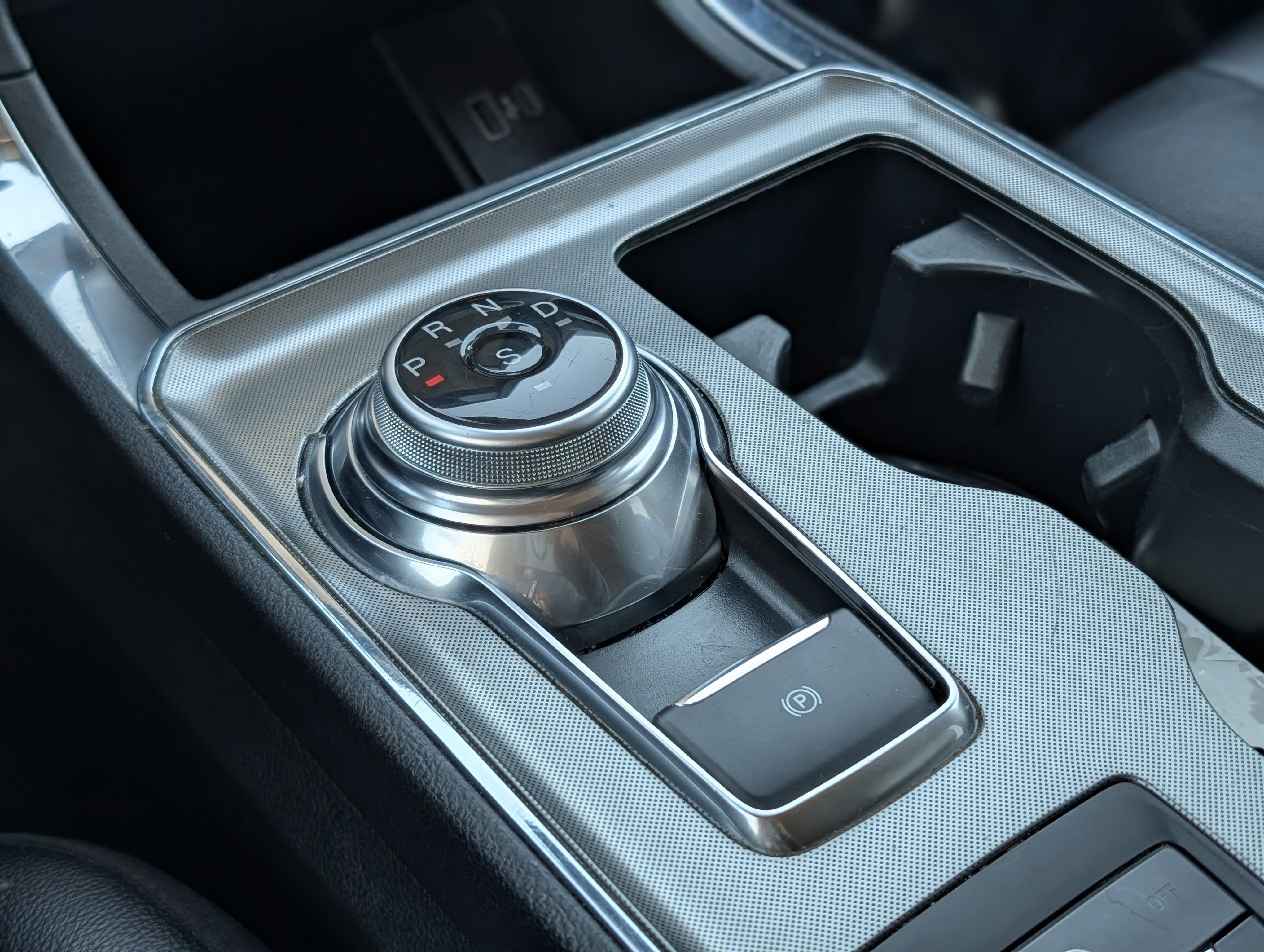 Certified 2022 Ford Edge Titanium image 14