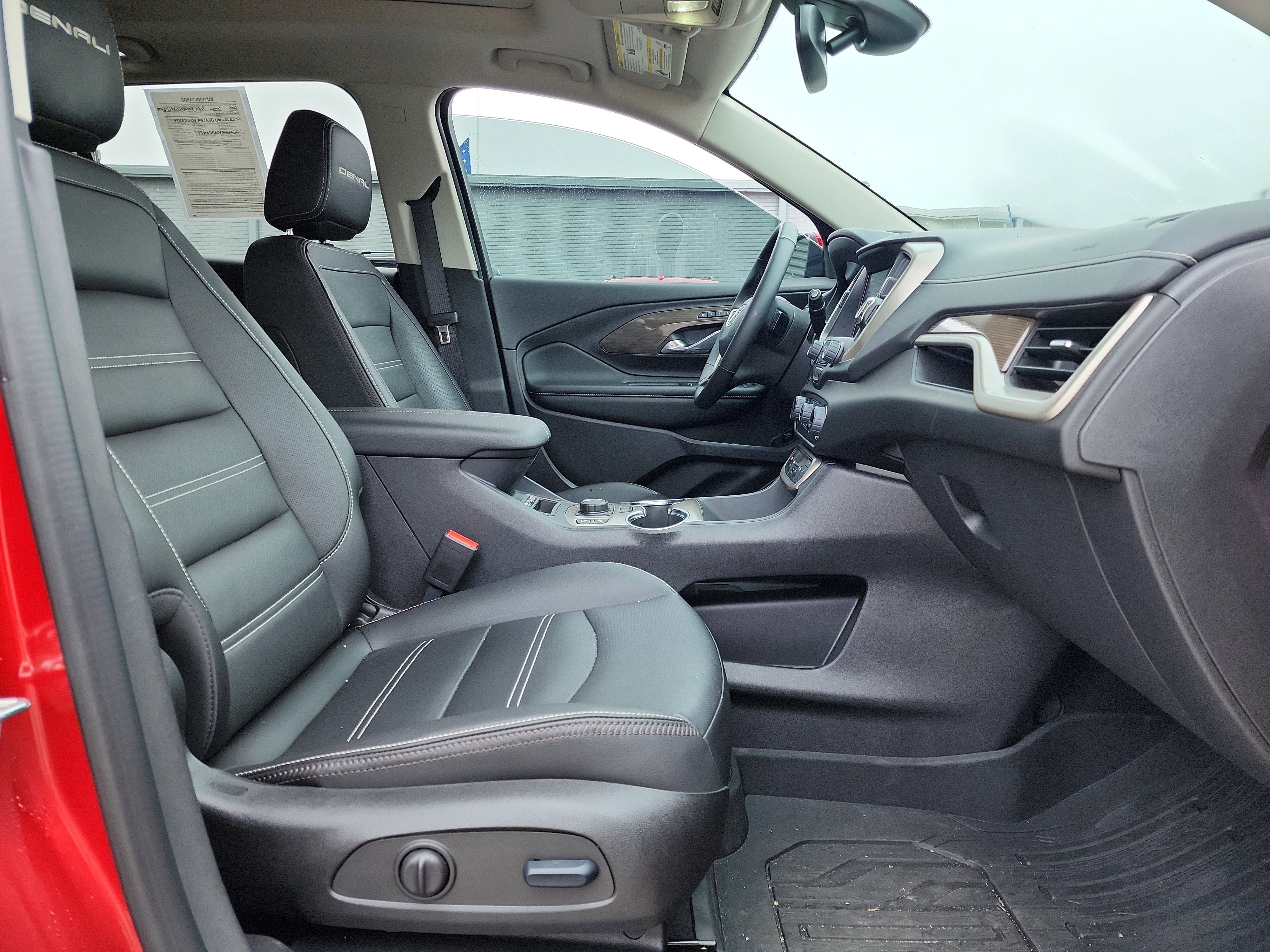 Used 2024 GMC Terrain Denali w/ Denali Premium Package image 16