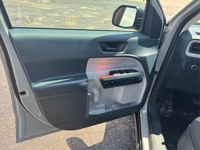 Certified 2022 Ford Maverick XLT FWD image 17