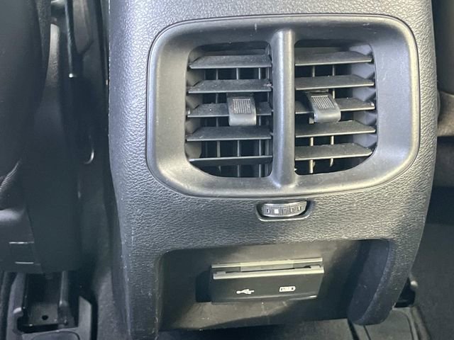 Used 2020 Jeep Cherokee Latitude Plus image 18