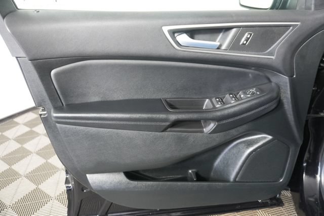 Certified 2022 Ford Edge SEL w/ Convenience Package AWD/4WD image 32