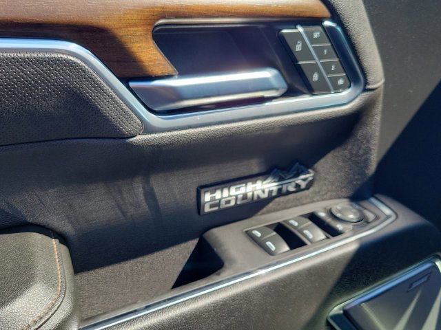 Used 2024 Chevrolet Silverado 1500 High Country image 23