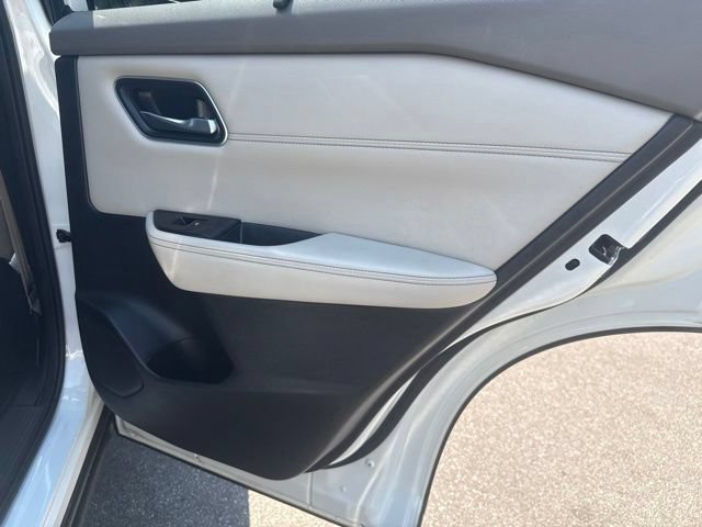 Used 2021 Nissan Rogue SL w/ Premium Package AWD/4WD image 37
