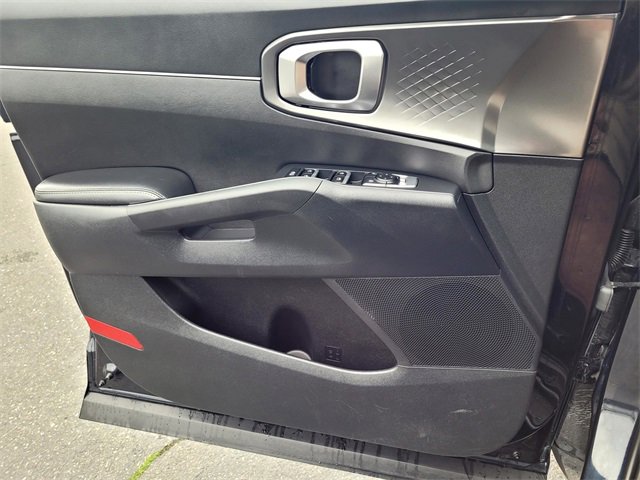 Used 2023 Kia Sorento EX image 15