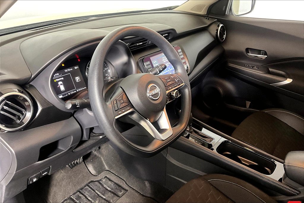 Used 2024 Nissan Kicks SV FWD image 10