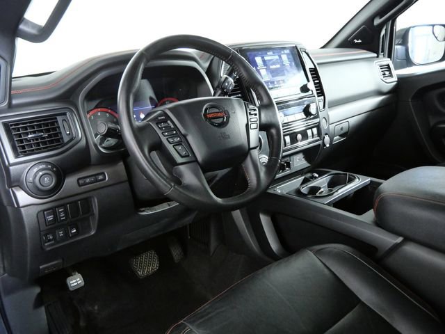 Used 2021 Nissan Titan PRO-4X w/ Pro-4x Convenience Package AWD/4WD image 16