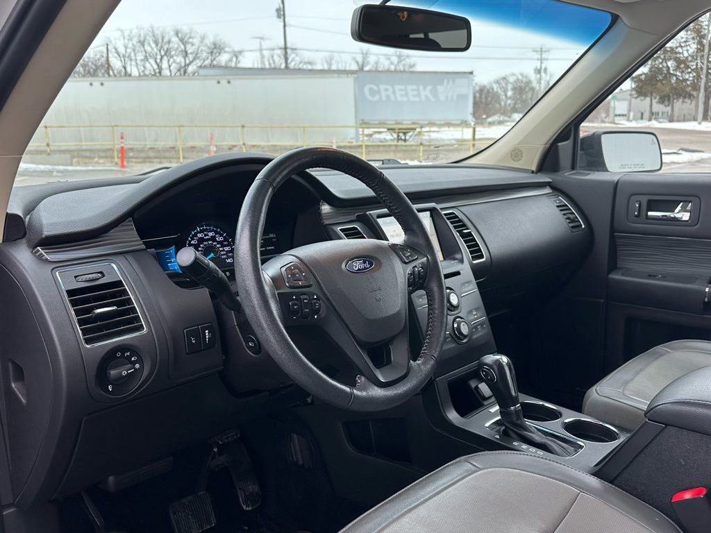 Certified 2019 Ford Flex SEL w/ Equipment Group 202A image 10