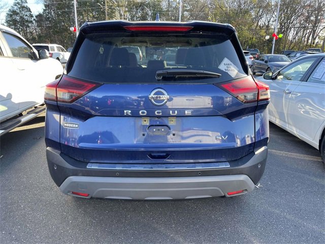 Used 2021 Nissan Rogue SV image 5