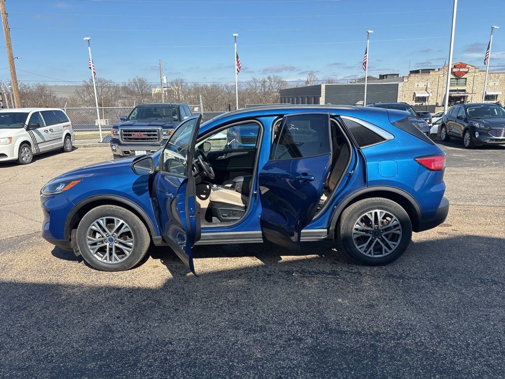 Certified 2022 Ford Escape SEL w/ Technology Package image 7