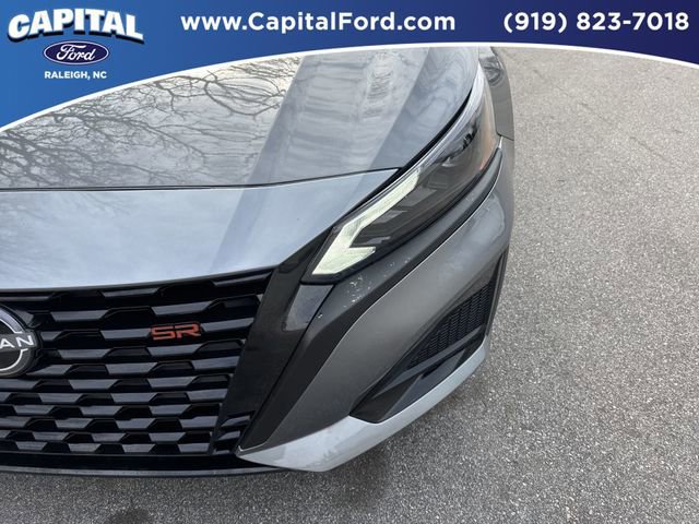 Used 2025 Nissan Altima 2.5 SR image 11