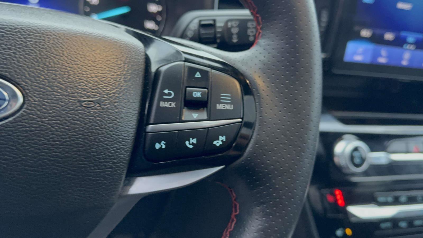 Certified 2022 Ford Explorer ST-Line w/ Class IV Trailer Tow Package image 16