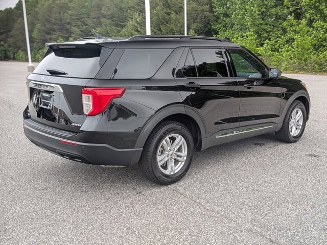 Certified 2022 Ford Explorer XLT AWD/4WD image 4