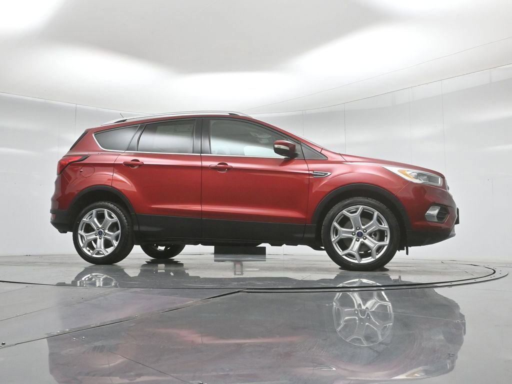Certified 2019 Ford Escape Titanium image 10