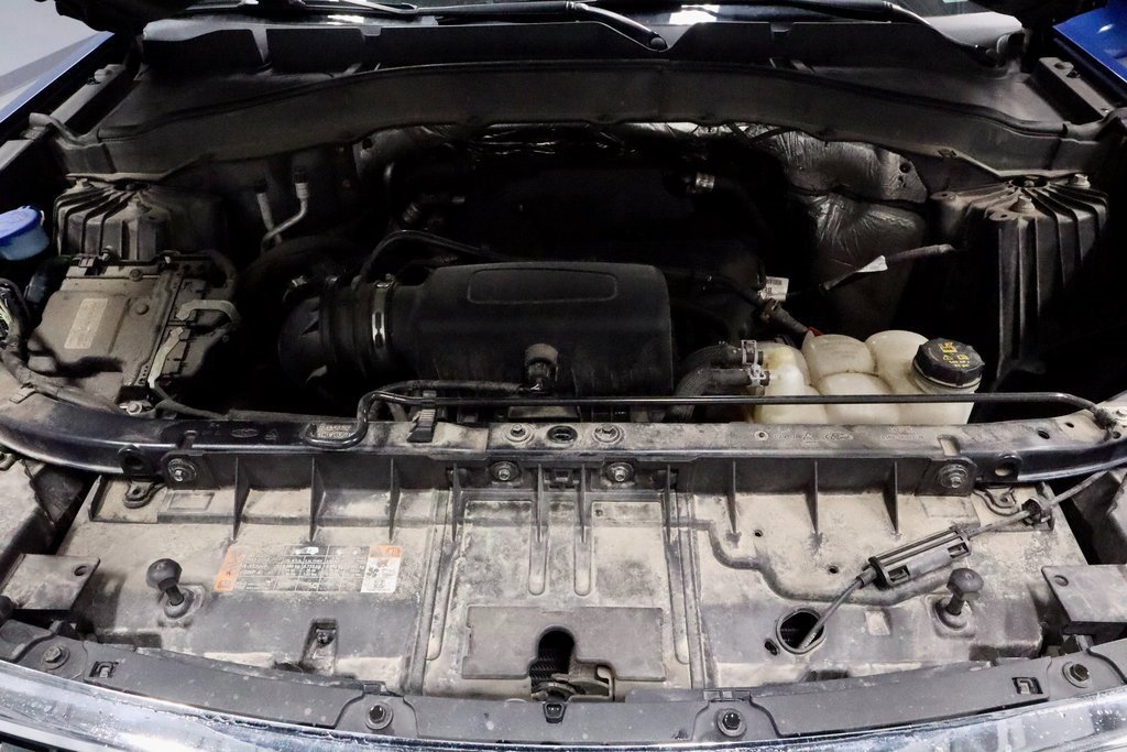 Certified 2020 Ford Explorer XLT w/ Equipment Group 202A image 14