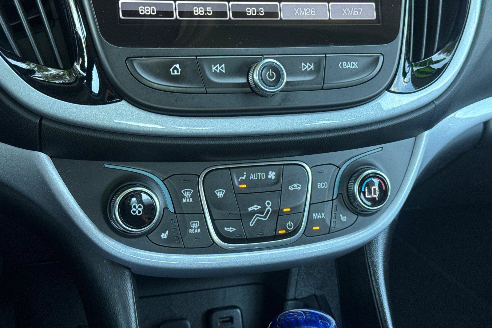 Used 2017 Chevrolet Volt LT w/ Comfort Package image 15