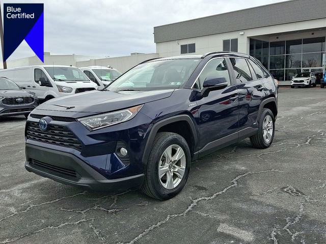 Used 2021 Toyota RAV4 XLE w/ Convenience Package image 1