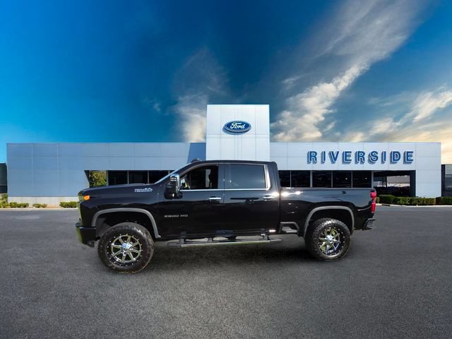Used 2020 Chevrolet Silverado 2500 High Country w/ Z71 Off-Road Package AWD/4WD image 4