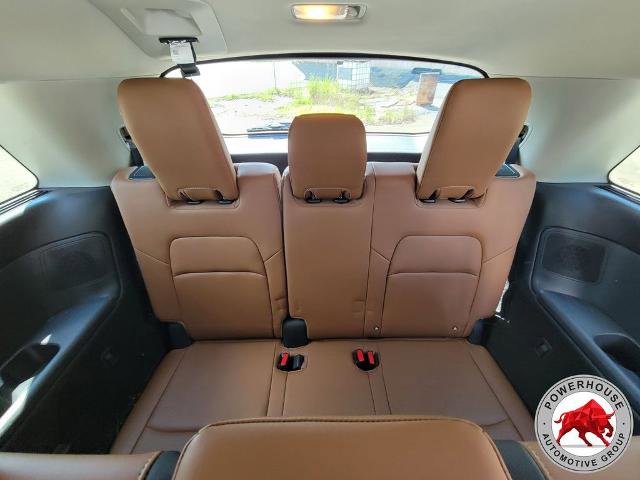 Used 2025 Nissan Pathfinder Platinum w/ Lighting Package (N92) FWD image 18