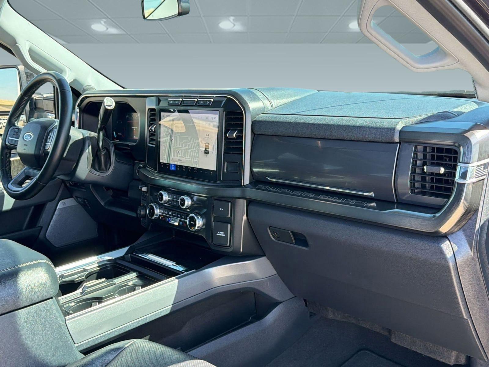 Certified 2024 Ford F250 Lariat w/ Black Appearance Package image 32