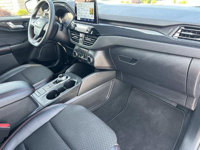 Certified 2025 Ford Escape ST-Line AWD/4WD image 22