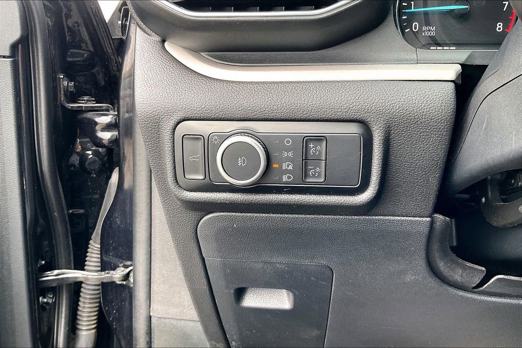 Certified 2024 Ford Explorer XLT w/ Equipment Group 202A image 34