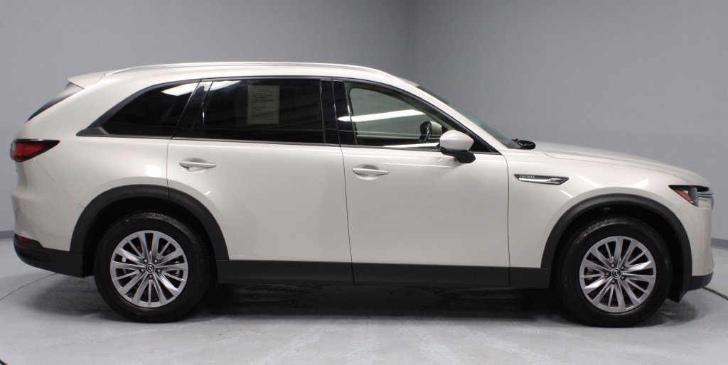 Used 2025 MAZDA CX-90 3.3 Turbo w/ Preferred Package AWD/4WD image 12