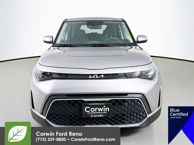 Used 2025 Kia Soul LX image 9