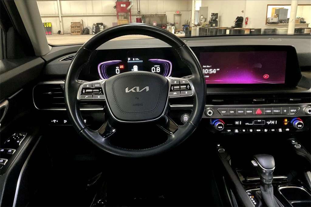 Used 2025 Kia Telluride S image 7