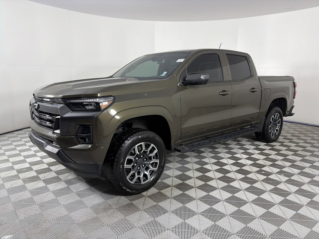 Used 2023 Chevrolet Colorado LT w/ LT Convenience Package III image 3