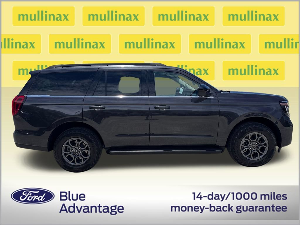 Certified 2025 Ford Expedition Active RWD image 2