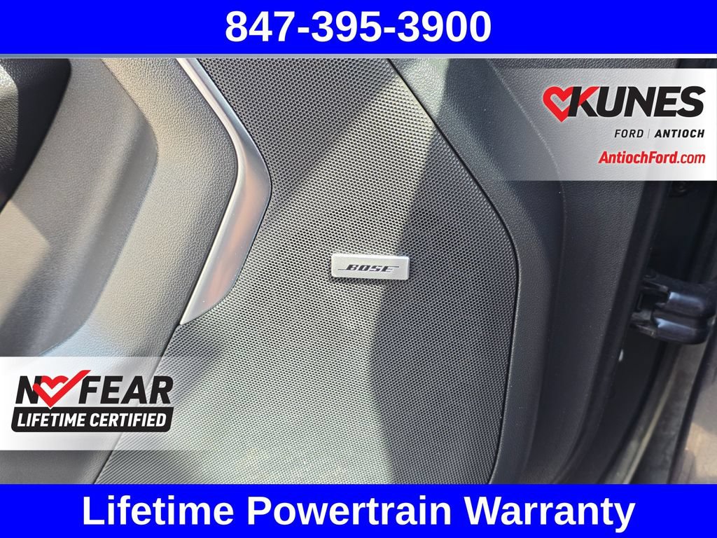 Used 2024 Chevrolet Suburban Premier AWD/4WD image 40