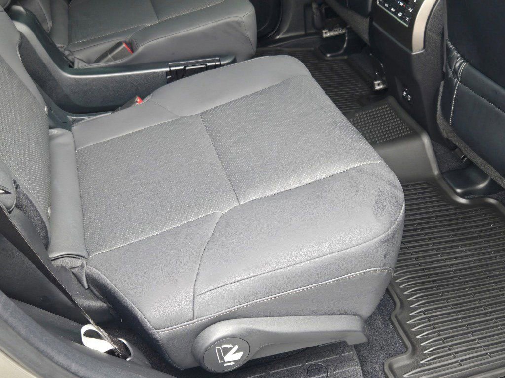 Used 2023 Lexus GX 460 Premium image 13