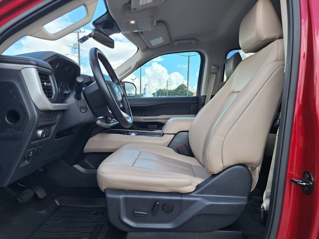 Certified 2022 Ford Expedition Max XLT RWD image 13