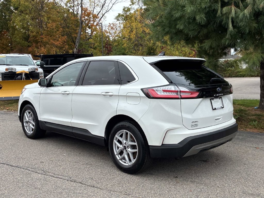 Certified 2024 Ford Edge SEL w/ Convenience Package AWD/4WD image 5