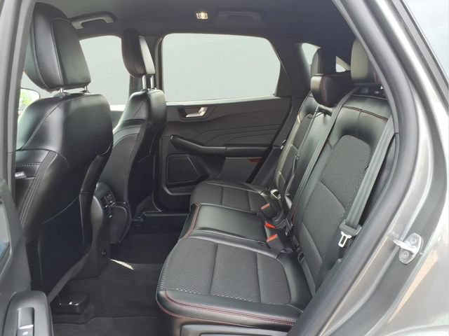 Certified 2024 Ford Escape ST-Line w/ Tech Pack #1 AWD/4WD image 9