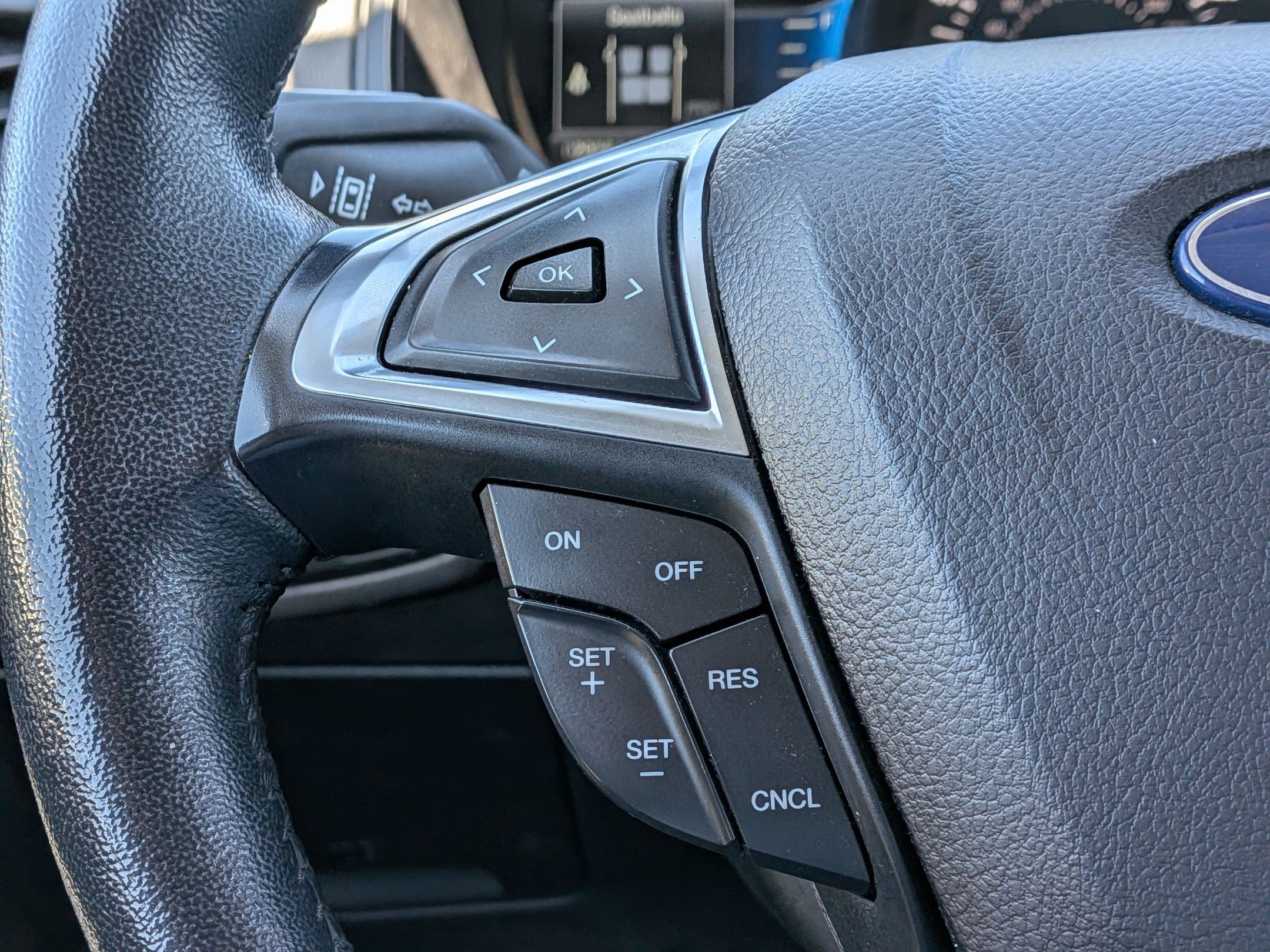Certified 2024 Ford Edge Titanium AWD/4WD image 21