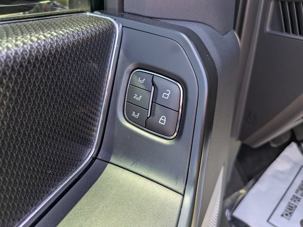 Certified 2025 Ford F150 Raptor AWD/4WD image 22
